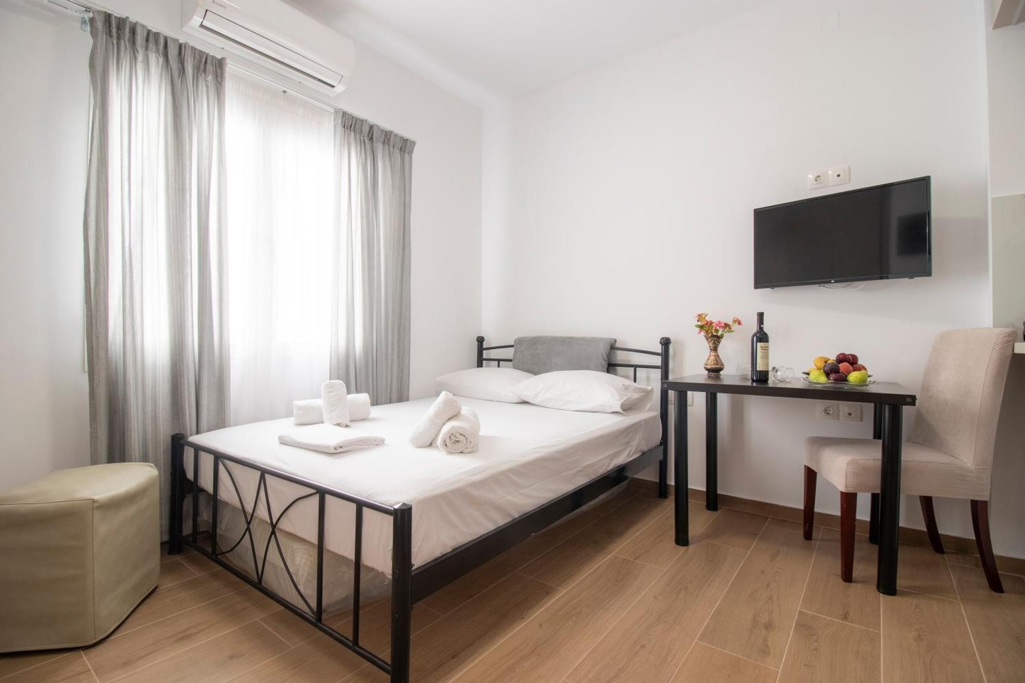 Central Park Urban Studios Heraklion  Ngoại thất bức ảnh